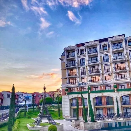луксозно студио на метри от плажа влас/luxury Meters From The In Saint Vlas